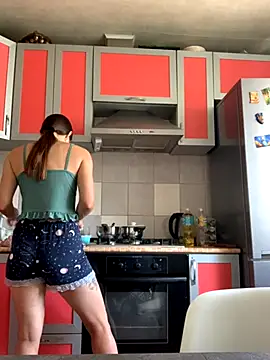 SeducingYoghourt online show from 09/24/25, 11:24