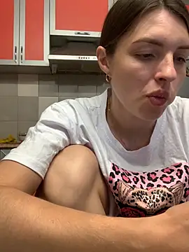 SeducingYoghourt online show from 09/26/25, 03:38