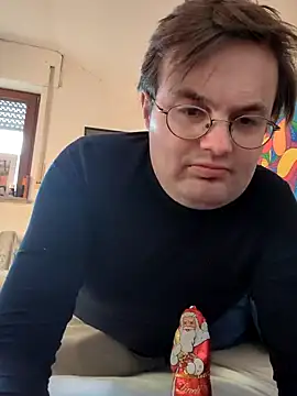 makau1 online show from 12/25/24, 12:37