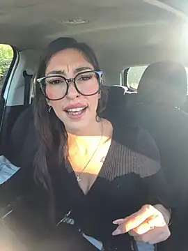 amanilouve online show from 12/18/25, 09:48