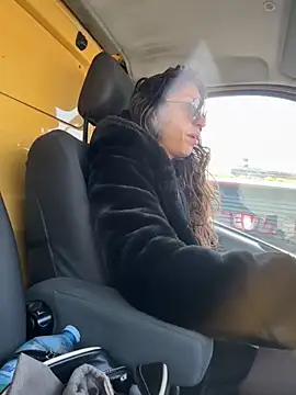 amanilouve online show from 03/05/26, 10:11