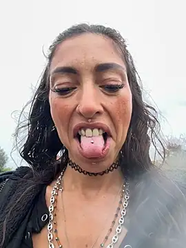 amanilouve online show from 03/31/26, 10:48