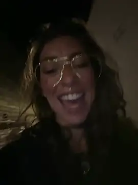 amanilouve online show from 04/13/26, 09:42