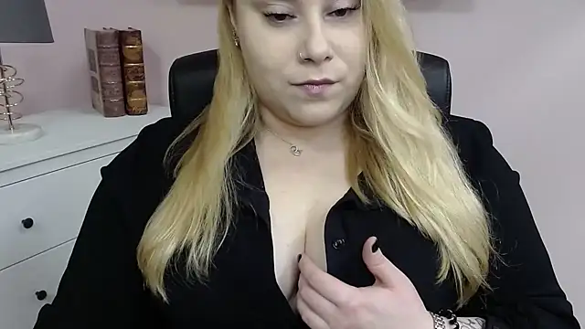 XgloryHAILEY online show from 12/03/24, 01:30