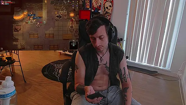 Snapshot of BobbyBelmont13 chatting on 07/26/26, 01:25 BobbyBelmont13 online show from 07/26/26, 01:25