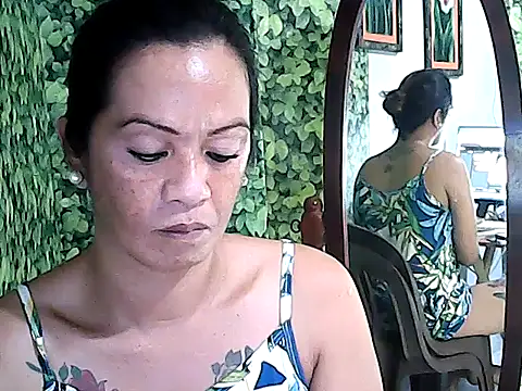 yummy 21xxx online show from 09/28/25, 06:02