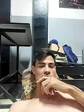 Snapshot of Villalexs chatting on 10/02/25, 04:30 Villalexs online show from 10/02/25, 04:30