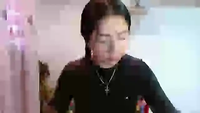 Snapshot of MadisonCambel chatting on 12/19/24, 06:01 MadisonCambel online show from 12/19/24, 06:01