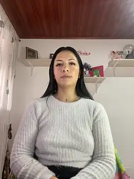 Snapshot of MadisonCambel chatting on 03/08/25, 01:47 MadisonCambel online show from 03/08/25, 01:47