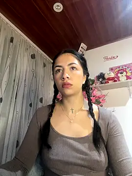 Snapshot of MadisonCambel chatting on 10/03/25, 01:57 MadisonCambel online show from 10/03/25, 01:57