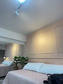 ROSE  15 online show from 11/21/25, 11:31