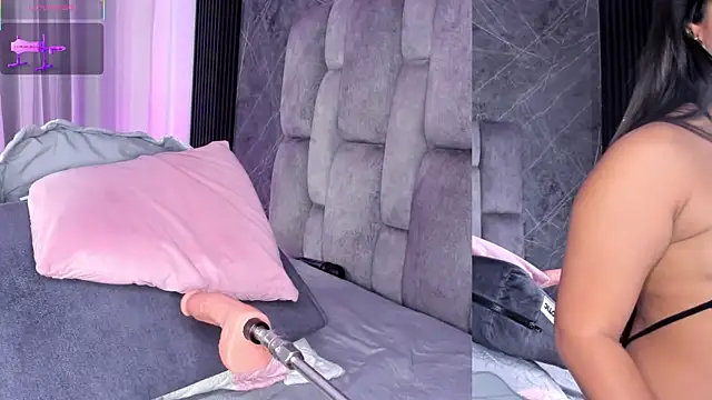 Snapshot of emily_fox1 chatting on 11/04/25, 12:04 emily fox1 online show from 11/04/25, 12:04