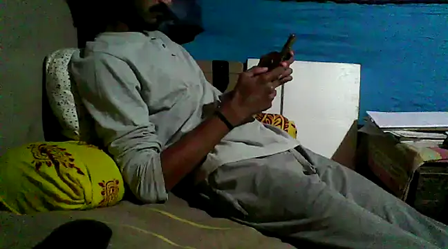 Snapshot of sour_rabh chatting on 12/03/24, 06:38 sour rabh online show from 12/03/24, 06:38