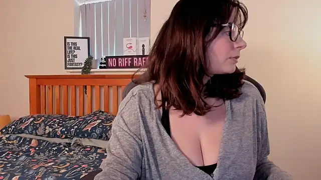 LucieWinters UK online show from 01/06/25, 12:35