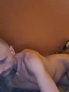 Snapshot of Ladyshaker82 chatting on 12/04/25, 12:09 Ladyshaker82 online show from 12/04/25, 12:09