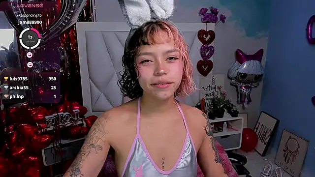 katalina garcia online show from 03/12/25, 03:02