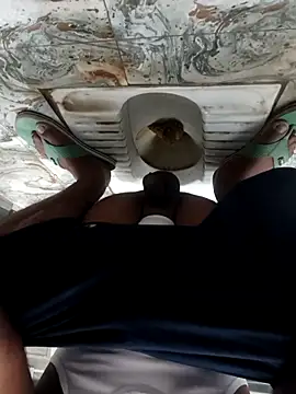 Snapshot of 24HOTBOY25 chatting on 04/01/26, 05:30 24HOTBOY25 online show from 04/01/26, 05:30