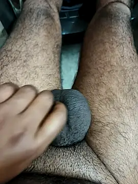 Snapshot of 24HOTBOY25 chatting on 04/01/26, 09:01 24HOTBOY25 online show from 04/01/26, 09:01