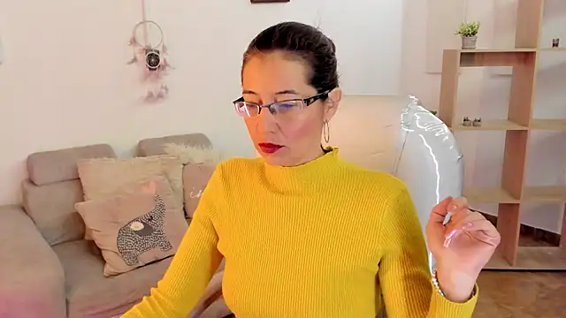 Antonnella 3 online show from 03/06/25, 12:30