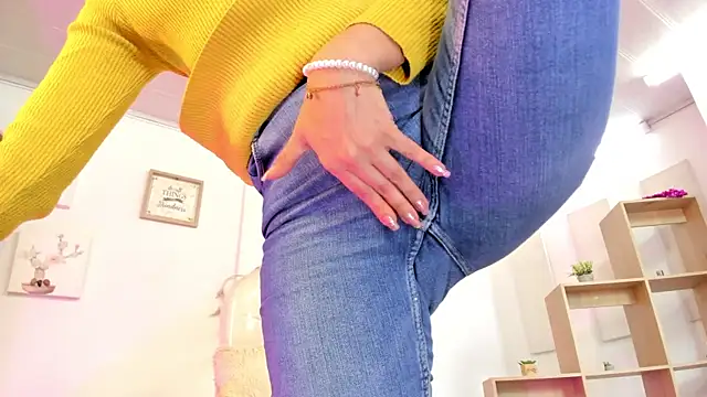 Antonnella 3 online show from 03/06/25, 06:37