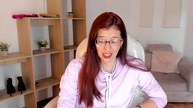 Antonnella 3 online show from 10/27/25, 12:53