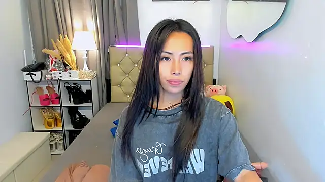 reighnempress online show from 03/22/25, 05:17