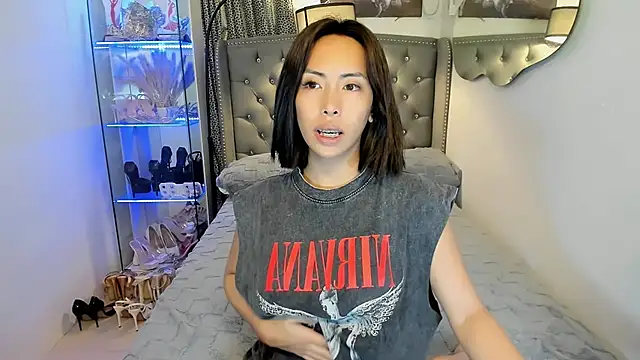 reighnempress online show from 12/03/25, 02:30