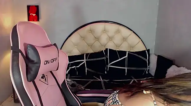 Snapshot of WeezyBabyXoxo chatting on 02/11/25, 02:25 WeezyBabyXoxo online show from 02/11/25, 02:25