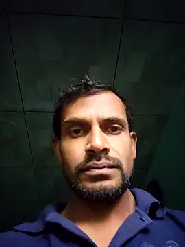 Snapshot of wasaa083 chatting on 11/27/25, 09:33 wasaa083 online show from 11/27/25, 09:33