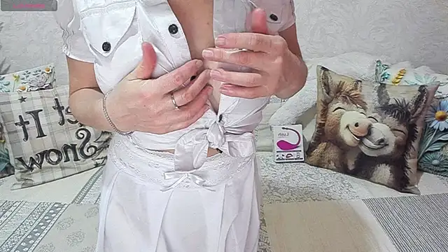 Snapshot of AgataFoxx chatting on 03/01/26, 06:48 AgataFoxx online show from 03/01/26, 06:48