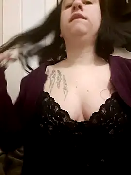 Snapshot of Tinka-Bella-Privat chatting on 04/01/26, 05:52 Tinka-Bella-Privat online show from 04/01/26, 05:52