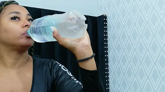 colombiamommy online show from 04/08/26, 12:27