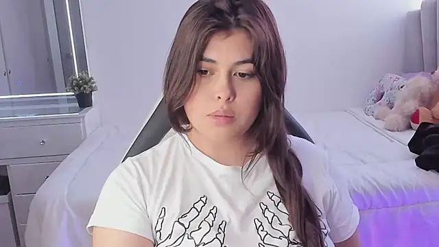 Alyaa s online show from 03/22/25, 05:41