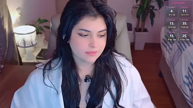 Alyaa s online show from 04/28/26, 02:27