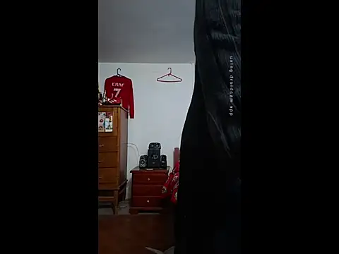 Snapshot of ALBEIROFOOTBALL1992 chatting on 12/15/25, 07:12 ALBEIROFOOTBALL1992 online show from 12/15/25, 07:12