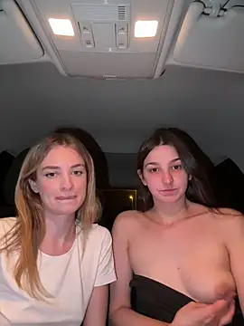 DoriDeluxe66 online show from 03/21/25, 07:35