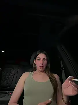 DoriDeluxe66 online show from 02/15/26, 10:28