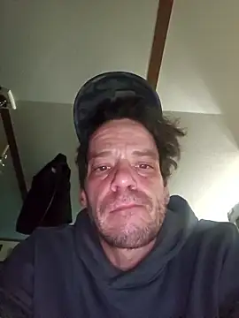 Snapshot of chosen923 chatting on 01/13/26, 04:29 chosen923 online show from 01/13/26, 04:29