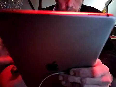 Snapshot of chosen923 chatting on 01/18/26, 04:05 chosen923 online show from 01/18/26, 04:05