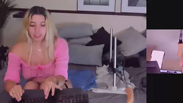 Lizzy Lace online show from 01/11/25, 06:56