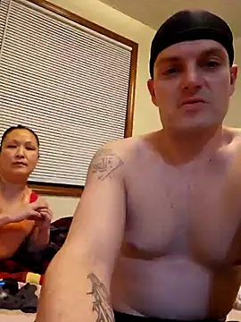 Snapshot of Sitka_86 chatting on 12/20/24, 05:14 Sitka 86 online show from 12/20/24, 05:14