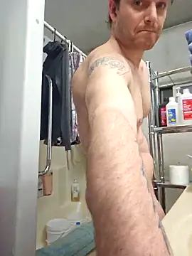 Snapshot of Sitka_86 chatting on 02/11/26, 02:33 Sitka 86 online show from 02/11/26, 02:33