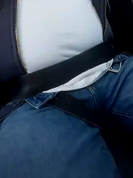 Snapshot of 74bob chatting on 02/15/25, 09:05 74bob online show from 02/15/25, 09:05