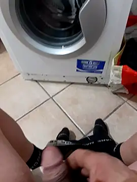 Snapshot of 74bob chatting on 02/21/25, 04:51 74bob online show from 02/21/25, 04:51