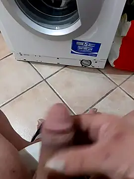 Snapshot of 74bob chatting on 03/13/25, 04:38 74bob online show from 03/13/25, 04:38