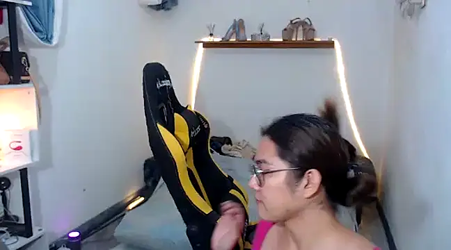 MarieLoveGlamorous online show from 02/23/25, 09:26