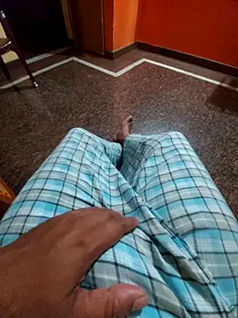 Stripkomal online show from 11/22/25, 03:22