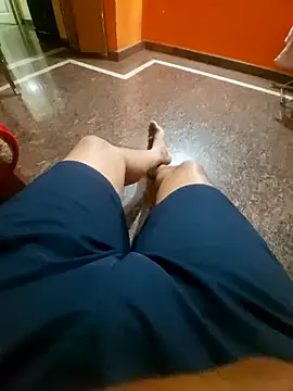 Stripkomal online show from 12/19/25, 04:14