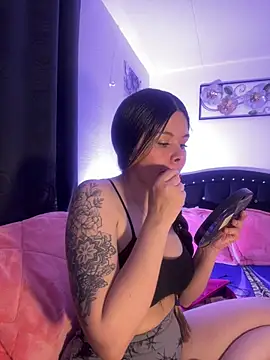 Snapshot of carolina16love chatting on 05/17/26, 06:59 carolina16love online show from 05/17/26, 06:59