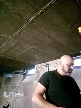 Snapshot of Czarny1104 chatting on 09/10/25, 04:45 Czarny1104 online show from 09/10/25, 04:45